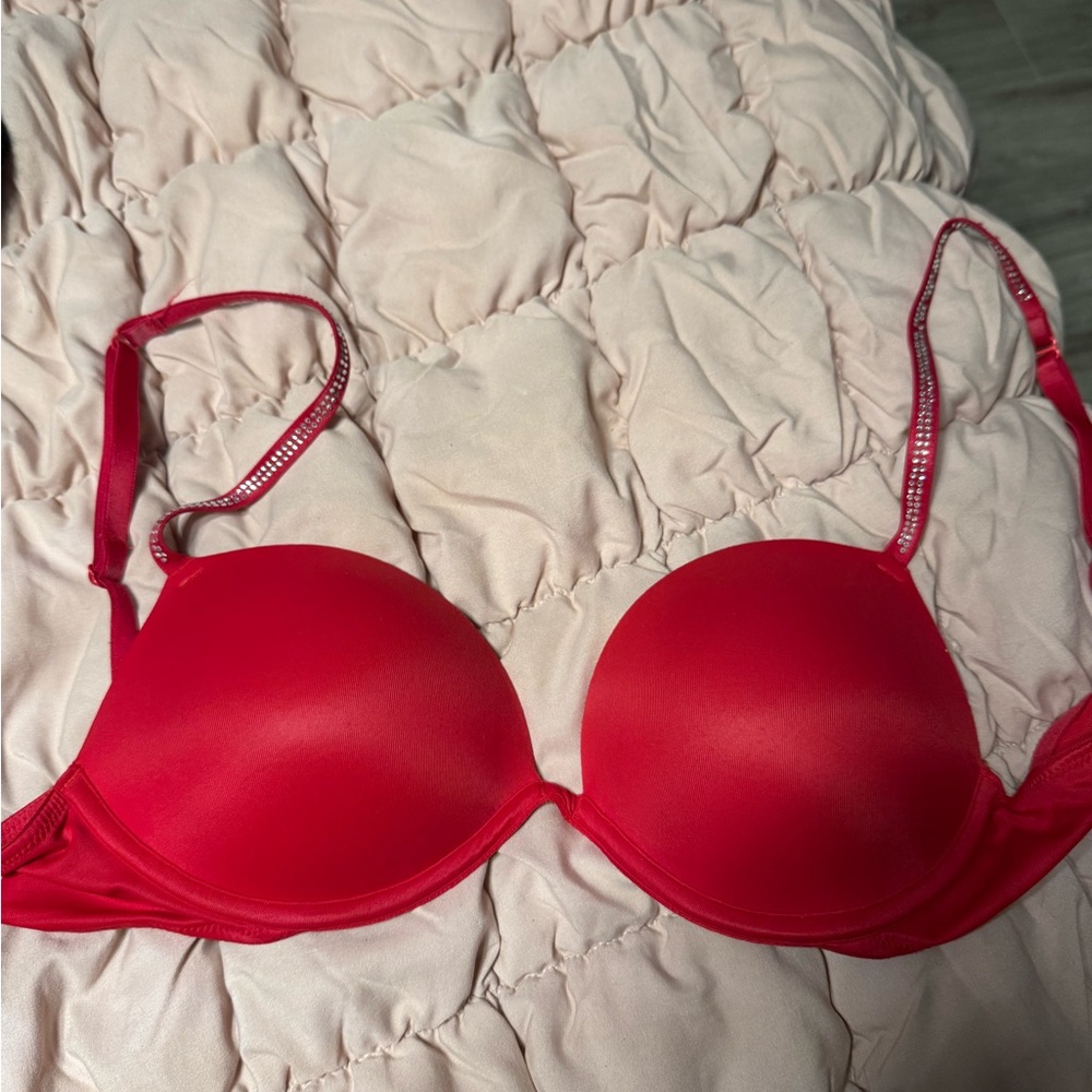 PINK Victoria's Secret Bold Red Bra